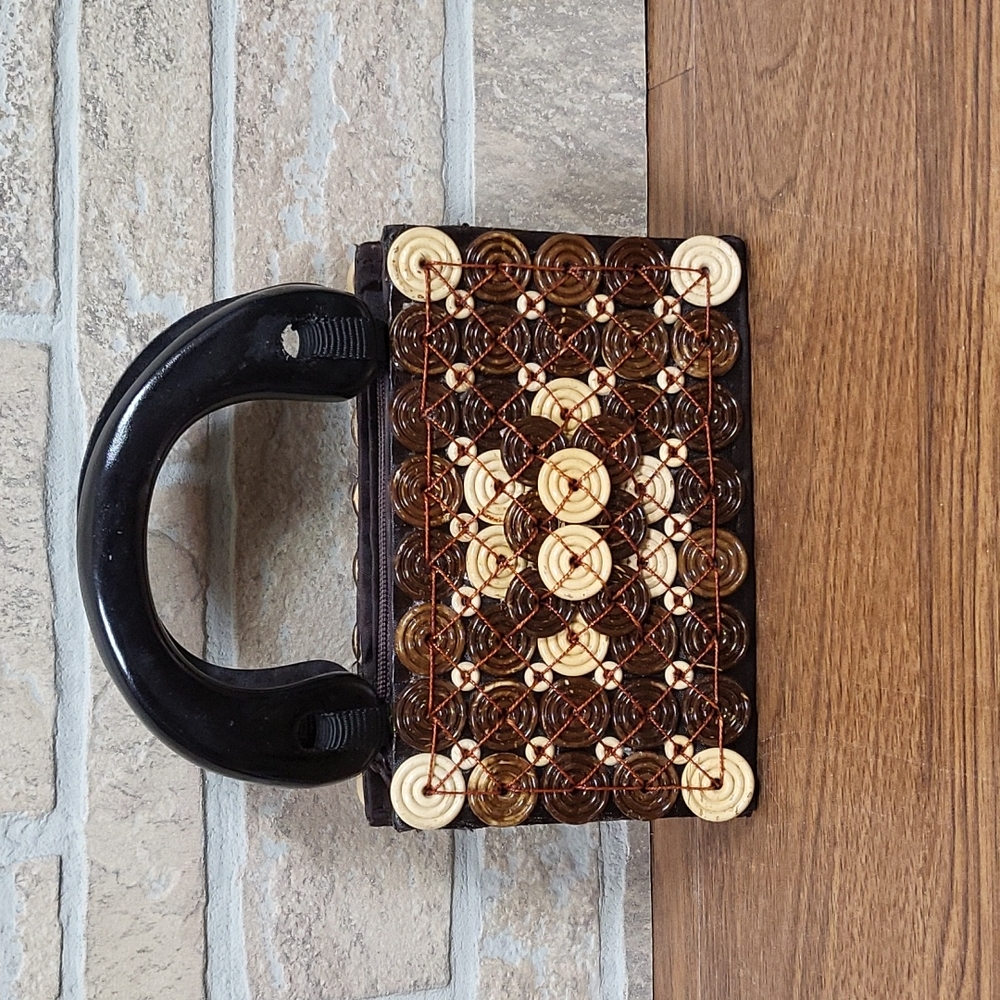 ADORABLE BATHOK KOI Coconut Shell Mini Bag - Picture 4 of 13